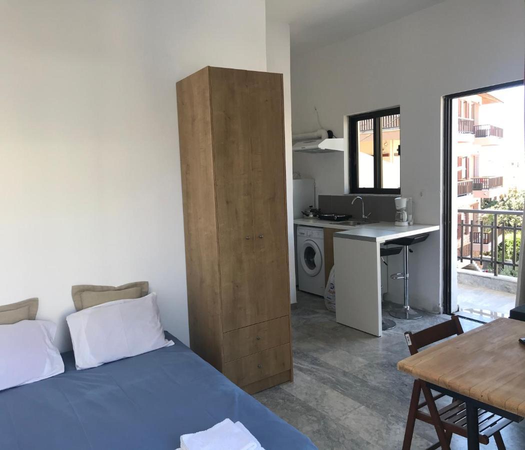 Amalthia Hotel Apartments Rethymno Exterior foto